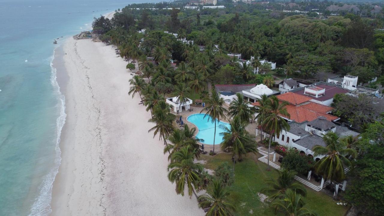 Jacaranda Indian Ocean Beach Resort Diani Beach Bagian luar foto