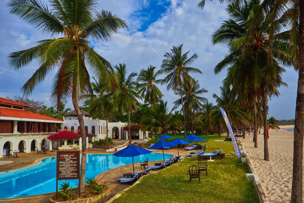 Jacaranda Indian Ocean Beach Resort Diani Beach Bagian luar foto